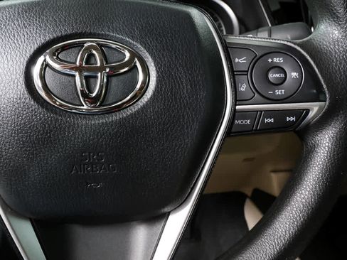 Used 2023 Toyota Camry LE FWD image 10