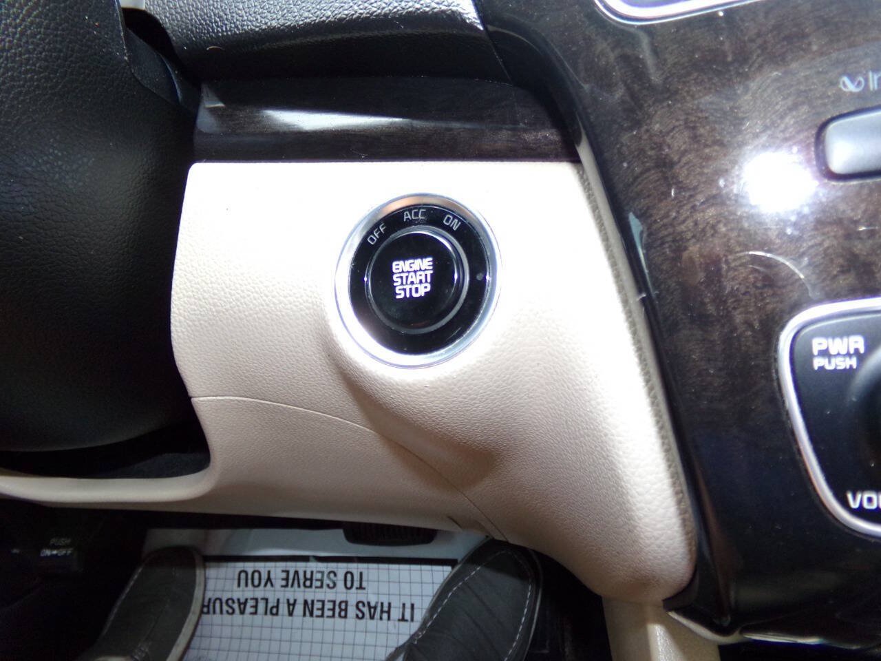 Used 2015 Kia Cadenza Premium w/ Luxury Package FWD image 71