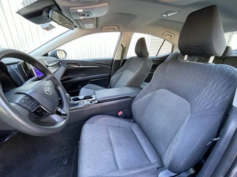 Used 2025 Toyota Camry LE FWD image 22