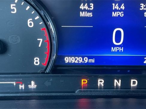 Used 2022 Ford Explorer XLT w/ Equipment Group 202A image 31