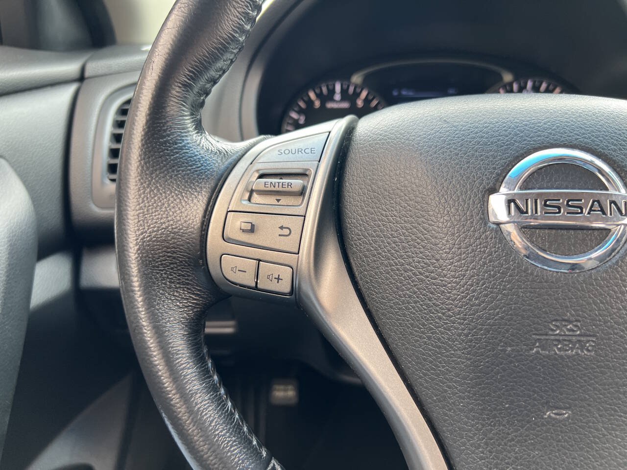 Used 2014 Nissan Altima 2.5 SV FWD image 21