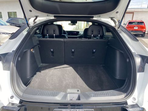 Used 2025 Buick Envista Sport Touring image 31