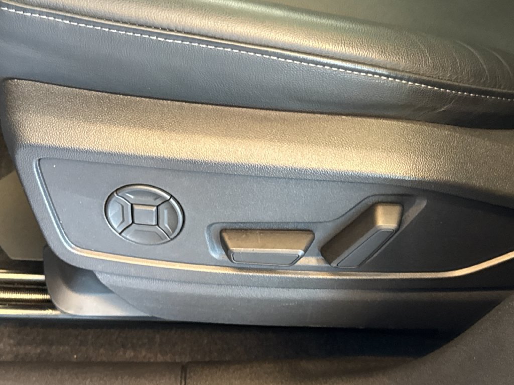 New 2025 Audi Q5 Premium w/ Convenience Package AWD/4WD image 29
