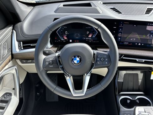 Used 2026 BMW X1 xDrive28i w/ Technology Package AWD/4WD image 18