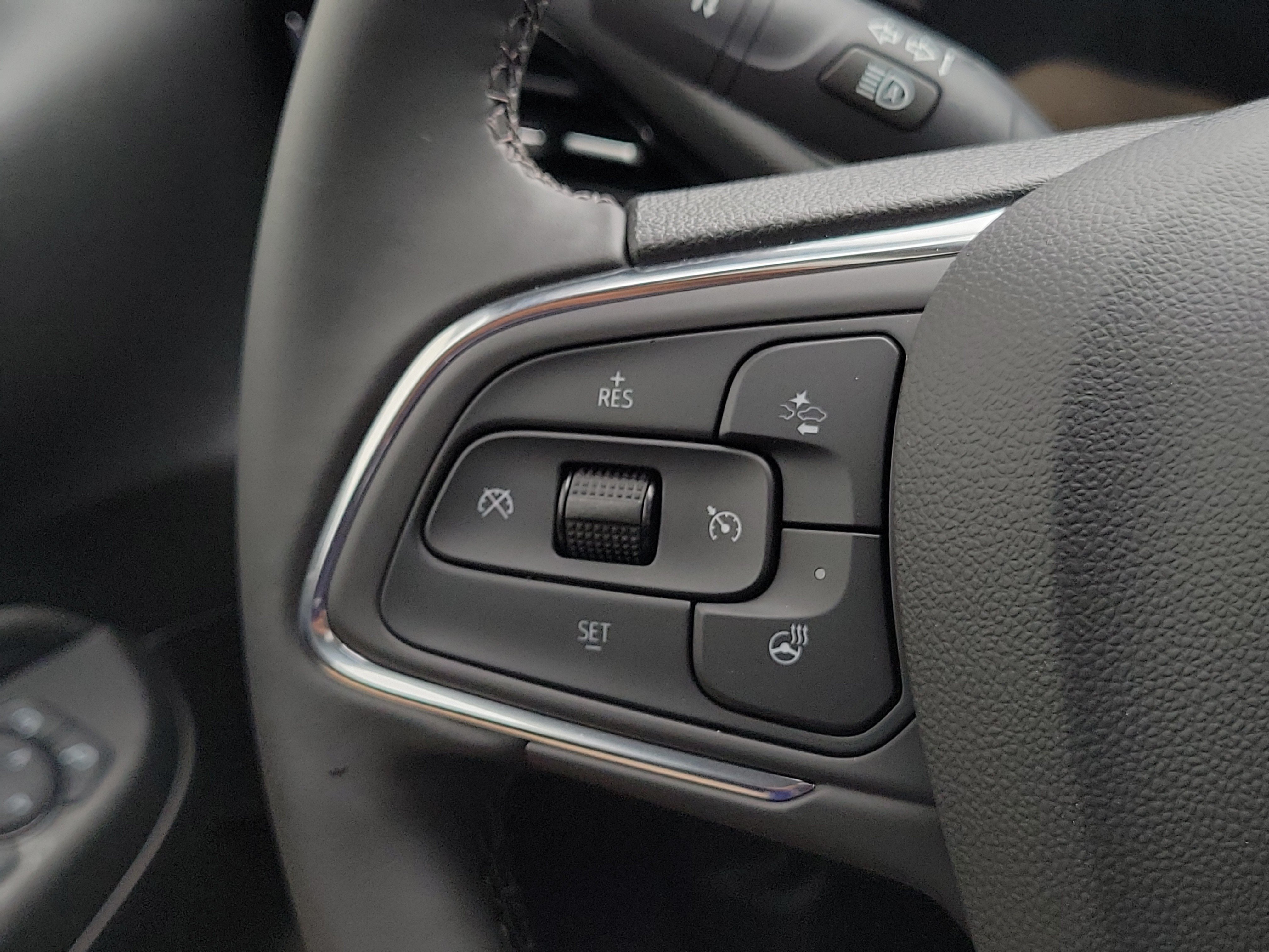 New 2026 Buick Envista Sport Touring w/ Convenience I Package FWD image 25
