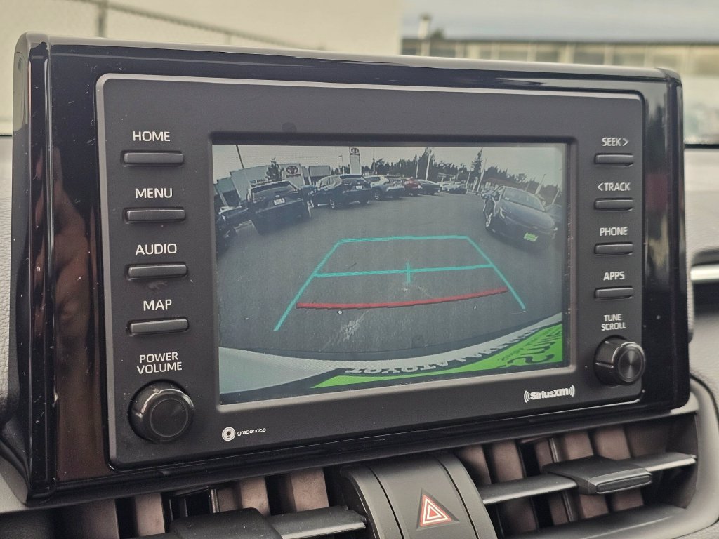 Used 2021 Toyota RAV4 XLE w/ Convenience Package AWD/4WD image 28