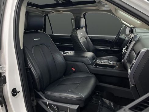 Used 2019 Ford Expedition Platinum image 33