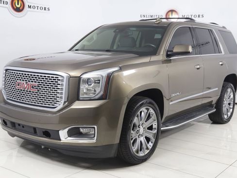 Used 2015 GMC Yukon Denali w/ Open Road Package AWD/4WD image 5