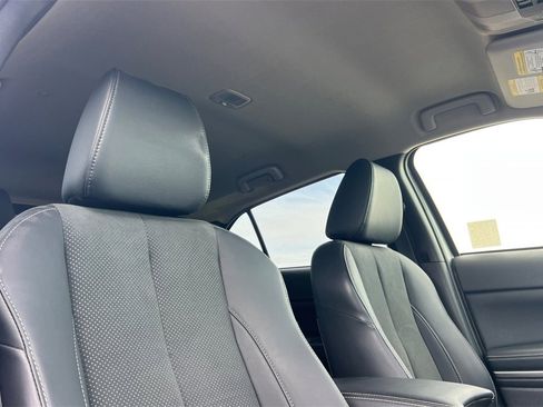 Used 2025 Mitsubishi Eclipse Cross Black Edition image 20