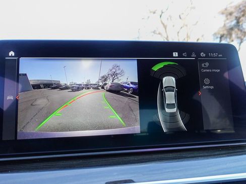 Used 2021 BMW 530i image 18