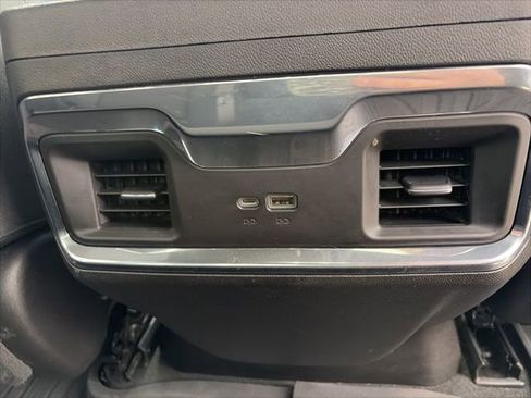 Used 2023 GMC Sierra 1500 Elevation w/ Preferred Package image 11