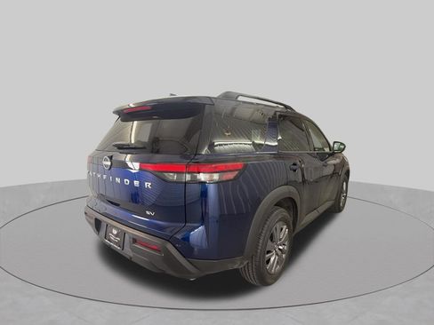 Used 2024 Nissan Pathfinder SV FWD image 6