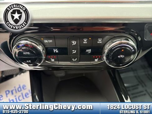 New 2026 Chevrolet Trax LT w/ LT Convenience Package image 19