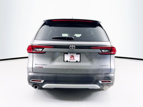 New 2026 Toyota Grand Highlander AWD Hybrid image 7