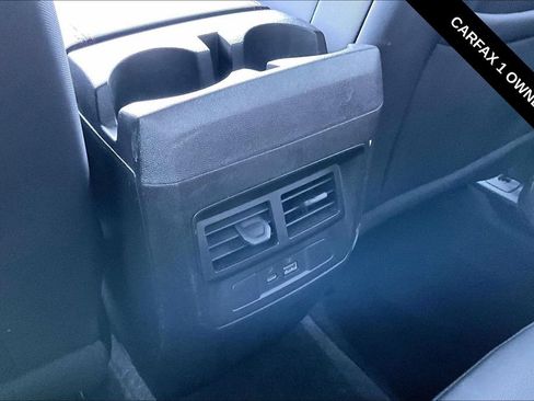 Used 2023 Chevrolet Colorado Z71 w/ Z71 Convenience Package 2 AWD/4WD image 12