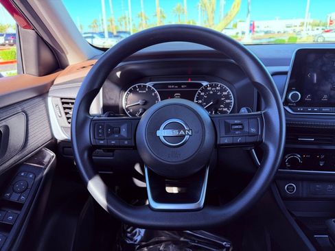 Certified 2023 Nissan Rogue S image 25