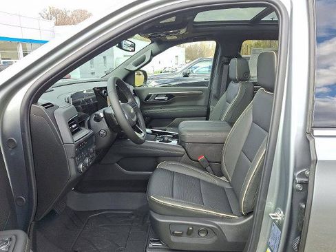 New 2026 Chevrolet Suburban Premier w/ Sun And Tow Package image 6