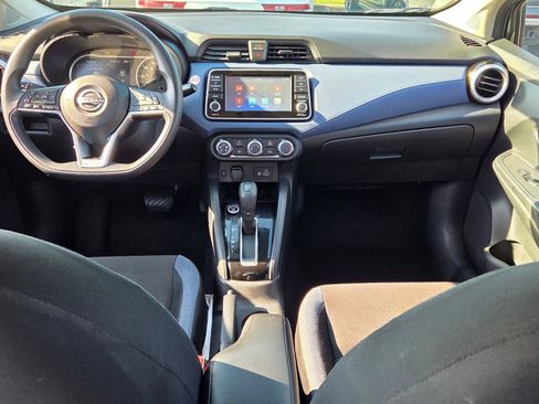 Used 2024 Nissan Versa SV FWD image 8