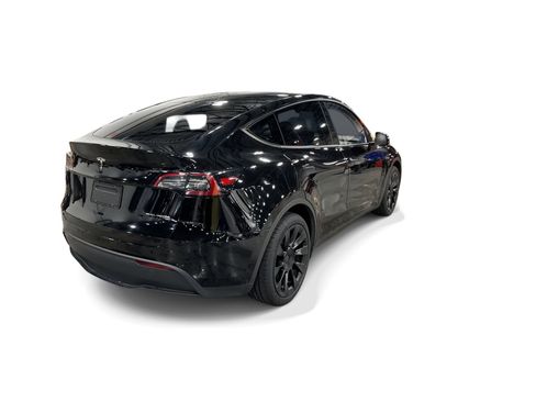 Certified 2023 Tesla Model Y Long Range AWD/4WD image 6