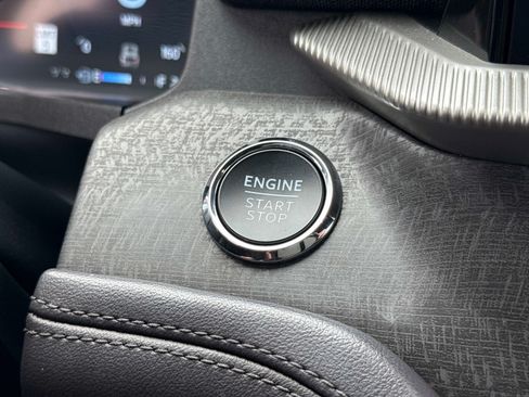 Used 2025 Ford Explorer Platinum RWD image 30