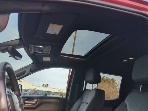 Used 2021 Chevrolet Silverado 1500 High Country w/ Technology Package image 28