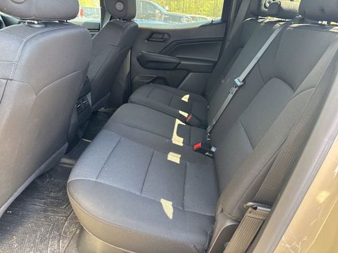 Used 2024 Chevrolet Colorado Trail Boss w/ Technology Package image 10