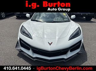 Used 2024 Chevrolet Corvette Z06 w/ Z07 Performance Package RWD video 1