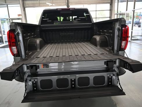 New 2026 GMC Sierra 1500 Elevation w/ Elevation Premium Package AWD/4WD image 8