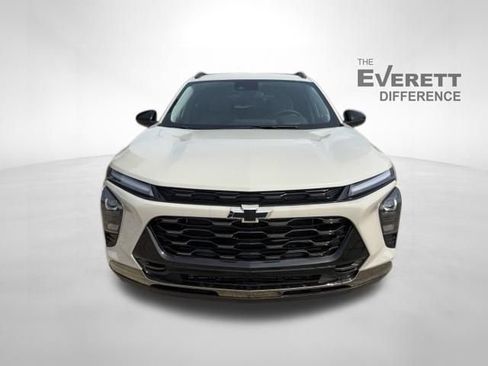 New 2026 Chevrolet Trax ACTIV w/ Driver Confidence Package FWD image 2