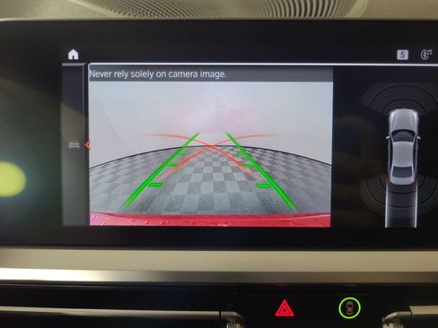 Used 2021 BMW 330i xDrive 330i xDrive w/ Convenience Package image 10