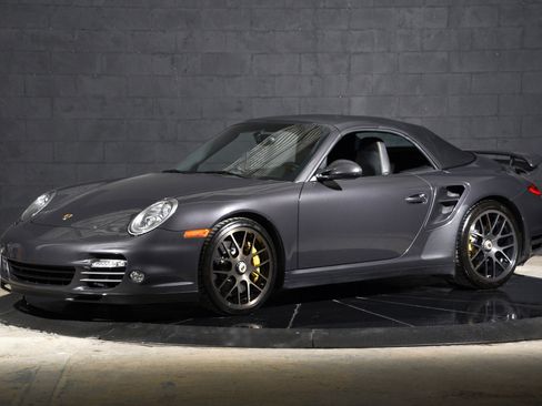 Used 2011 Porsche 911 Turbo S AWD/4WD image 28