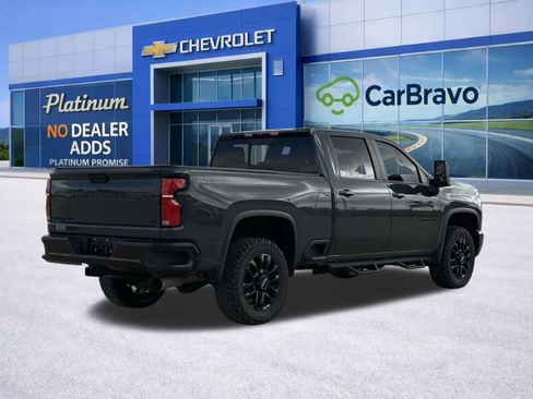 Used 2025 Chevrolet Silverado 2500 LT w/ Trail Boss Package image 7