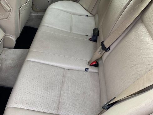 Used 2013 Mercedes-Benz C 250 C 250 Luxury 4dr Sedan image 13