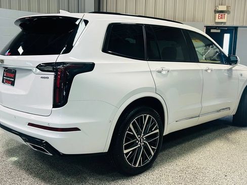 Used 2022 Cadillac XT6 Sport w/ Platinum Package AWD/4WD image 6