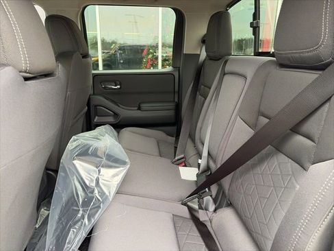 New 2026 Nissan Frontier SV w/ All-Weather Content Package AWD/4WD image 17
