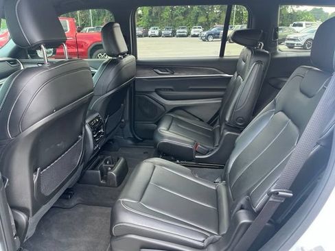 Used 2025 Jeep Grand Cherokee L Limited w/ Trailer Tow Package AWD/4WD image 6