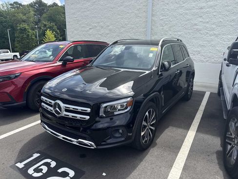 Used 2022 Mercedes-Benz GLB 250 4MATIC image 36