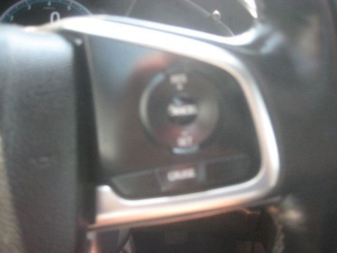 Used 2017 Honda Civic EX-L image 27