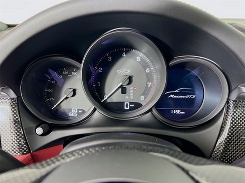 New 2026 Porsche Macan GTS image 13