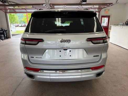Used 2021 Jeep Grand Cherokee L Overland w/ Luxury Tech Group IV AWD/4WD image 26