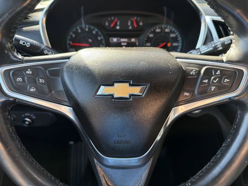 Used 2018 Chevrolet Equinox LT AWD/4WD image 22