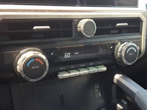 Certified 2025 Toyota Tacoma TRD Sport AWD/4WD image 15
