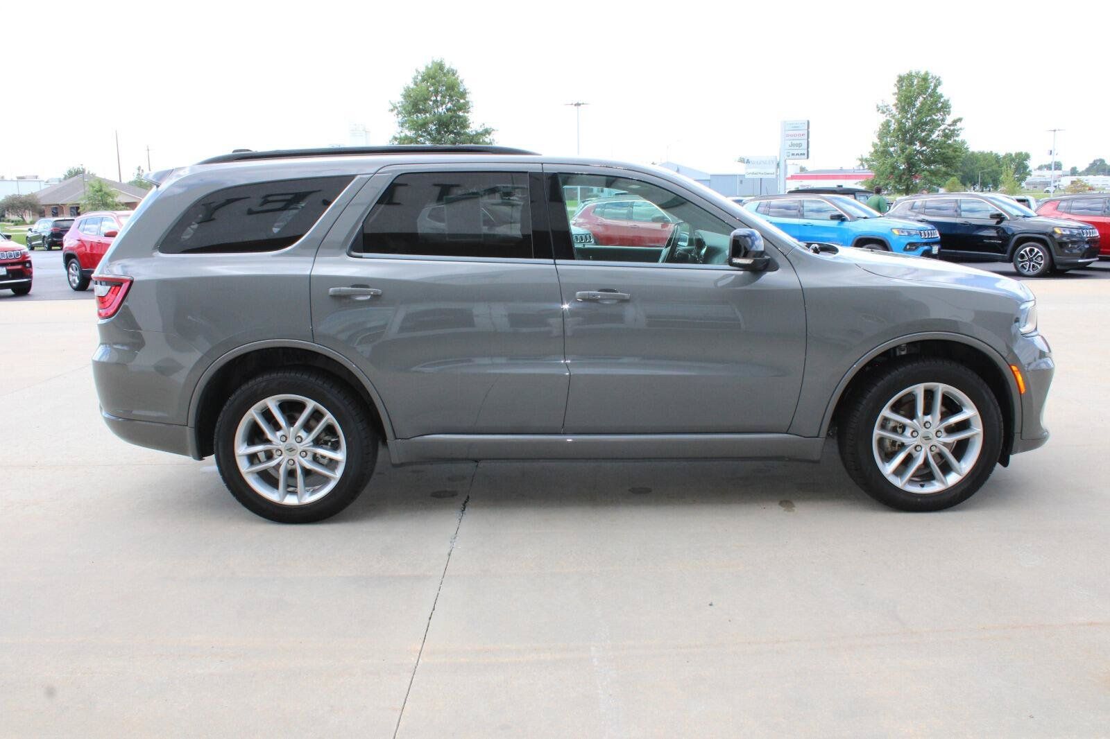 Used 2023 Dodge Durango GT AWD/4WD image 6