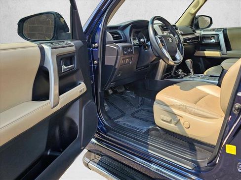 Used 2015 Toyota 4Runner Limited AWD/4WD image 22
