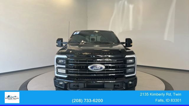 Used 2025 Ford F350 Platinum w/ Tremor Off-Road Package AWD/4WD image 2
