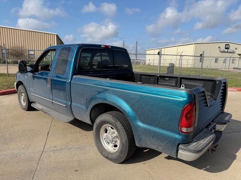 Used 2000 Ford F250 Lariat image 12