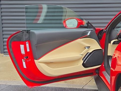 Used 2024 Ferrari Roma RWD image 6