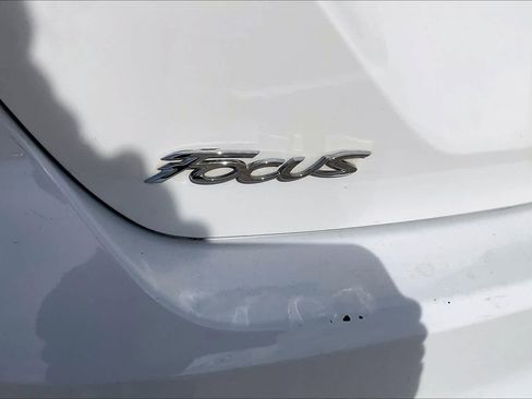 Used 2012 Ford Focus SE image 30