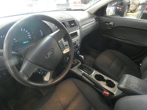 Used 2012 Ford Fusion SE image 8