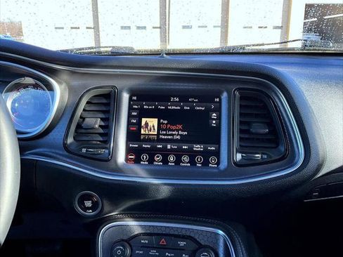 Certified 2018 Dodge Challenger GT w/ Driver Convenience Group image 14